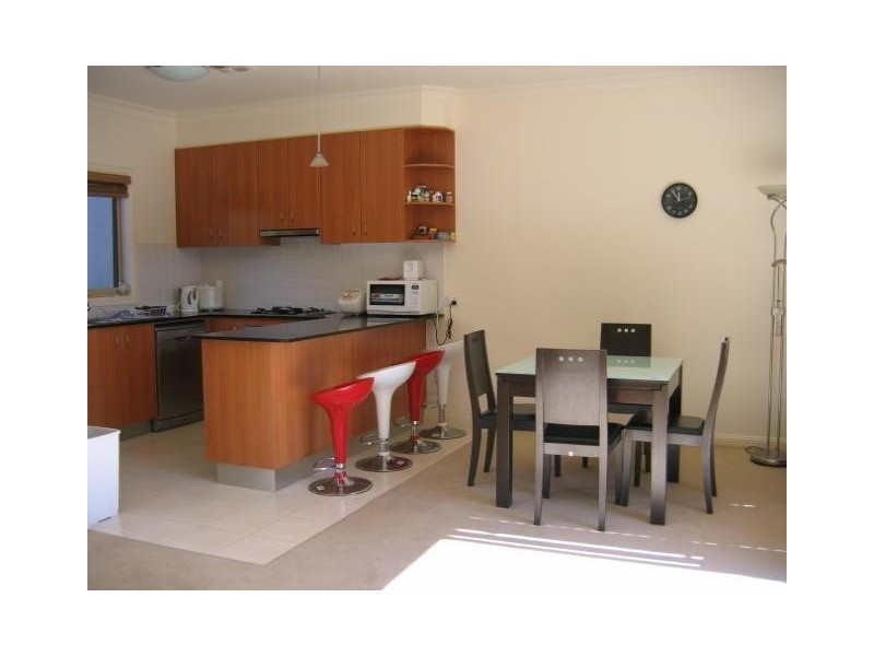 10/38 Westfield Drive, Doncaster VIC 3108