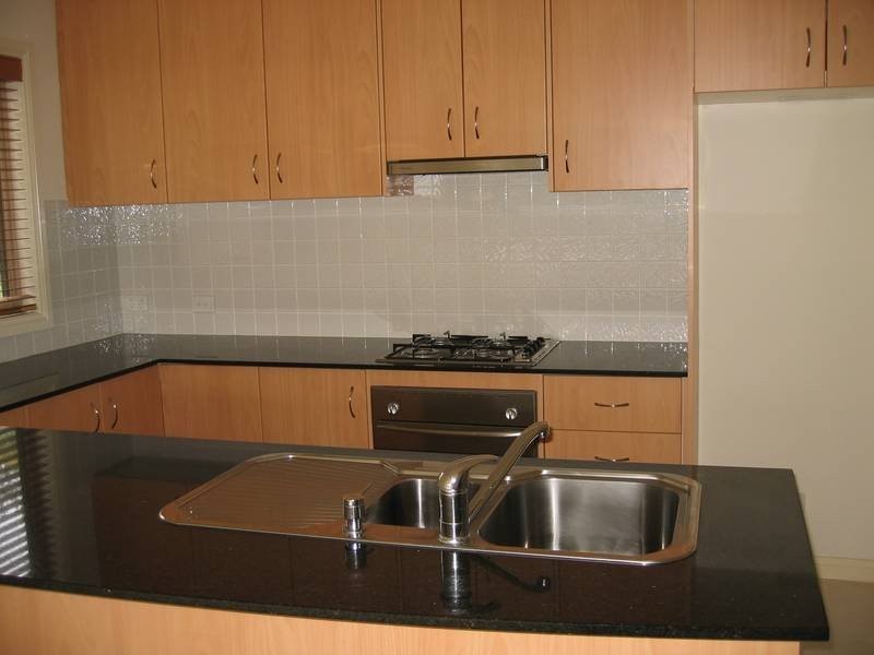 10/38 Westfield Drive, Doncaster VIC 3108