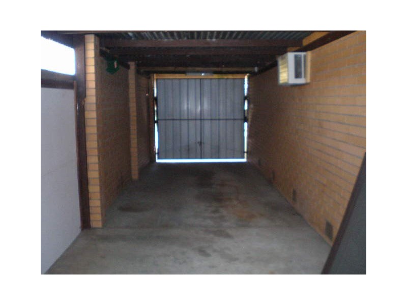 1/4 Kandanga Grove, Bulleen VIC 3105