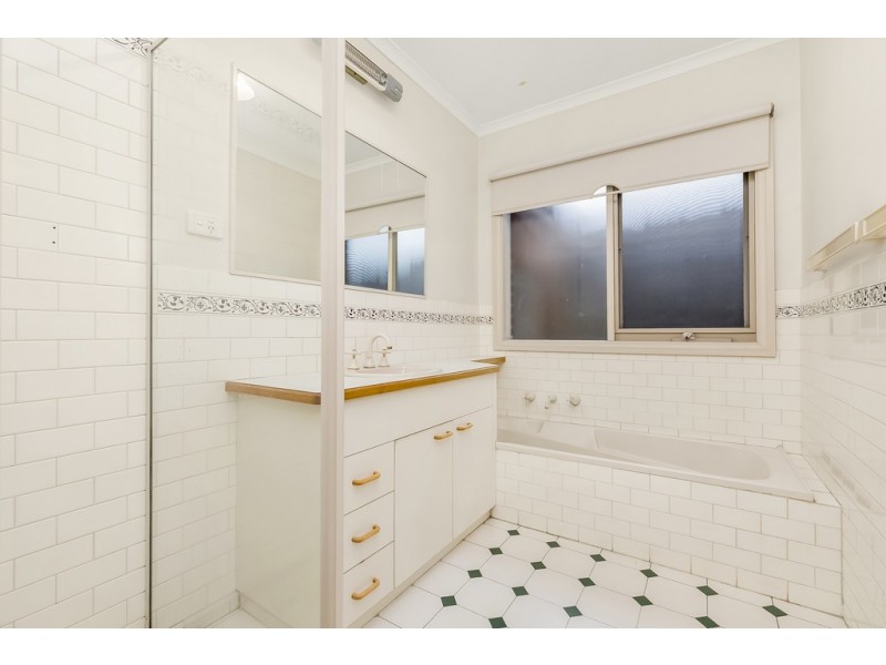 2/39 Talford Street, Doncaster East VIC 3109