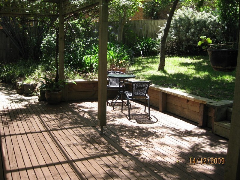 1 Malcolm Crescent, Doncaster VIC 3108