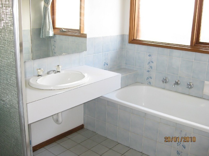 15 Clontarf Crescent, Templestowe VIC 3106