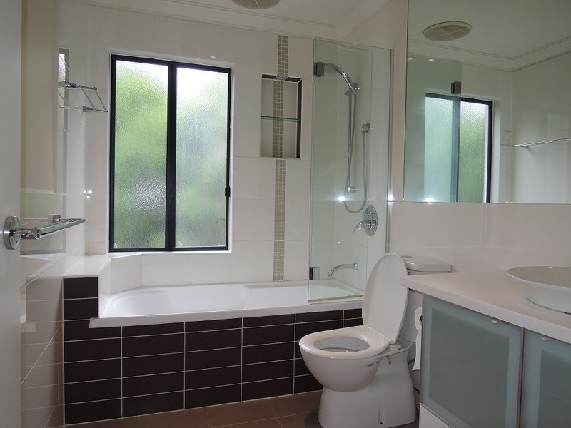 2/46 Boronia Grove, Doncaster East VIC 3109