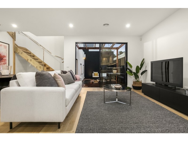 1/17 Banool Quadrant, Doncaster East VIC 3109