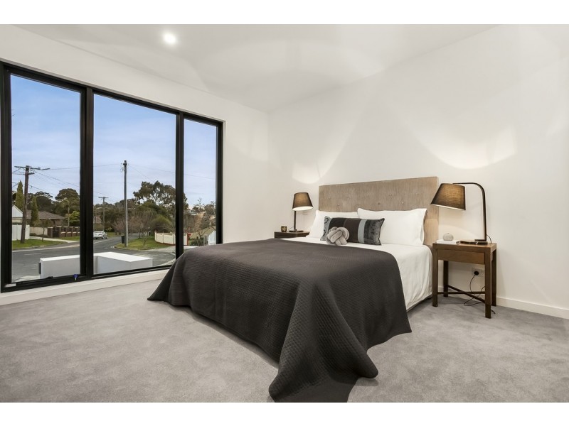 1/17 Banool Quadrant, Doncaster East VIC 3109