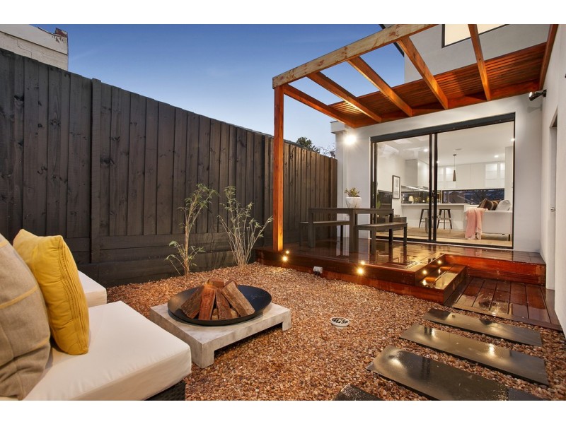 1/17 Banool Quadrant, Doncaster East VIC 3109