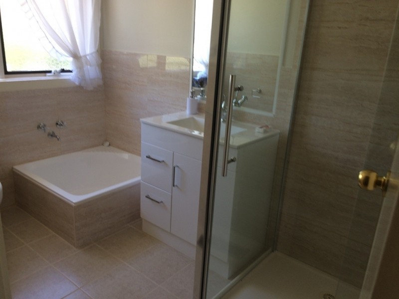 2/34 Thea Grove, Doncaster East VIC 3109