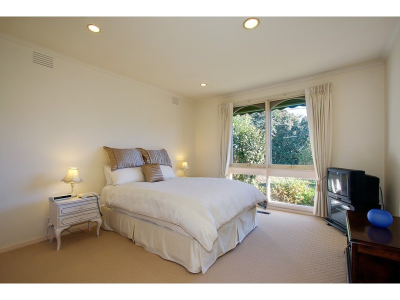 60 Dehnert Street, Doncaster East VIC 3109