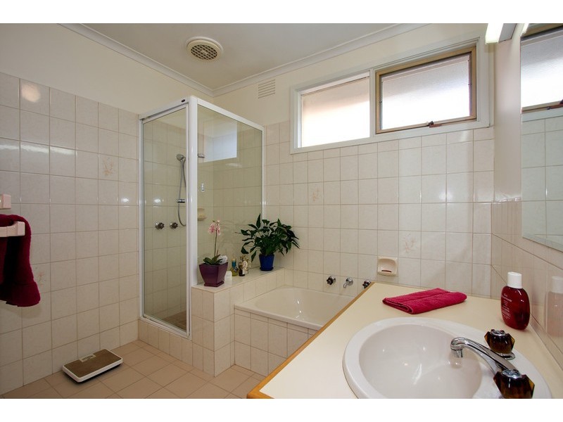 60 Dehnert Street, Doncaster East VIC 3109