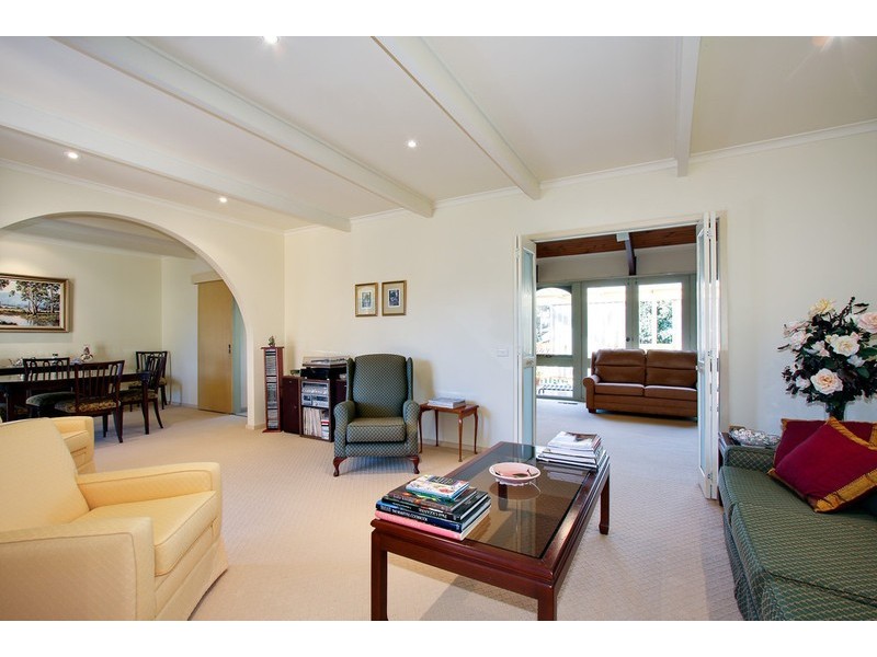 60 Dehnert Street, Doncaster East VIC 3109