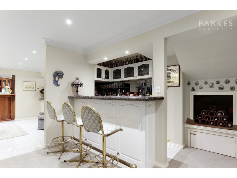 42 Studley Court, Doncaster VIC 3108