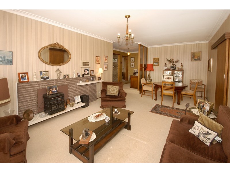 2 Turana Street, Doncaster VIC 3108