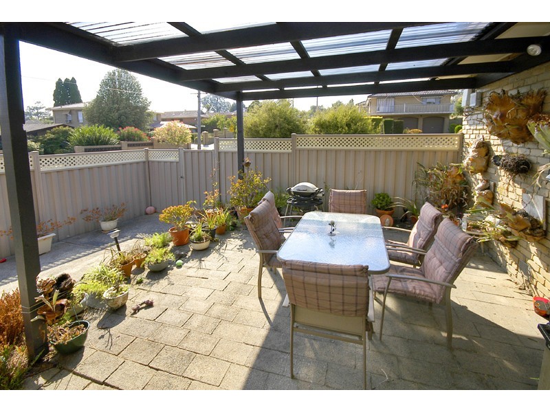2 Turana Street, Doncaster VIC 3108