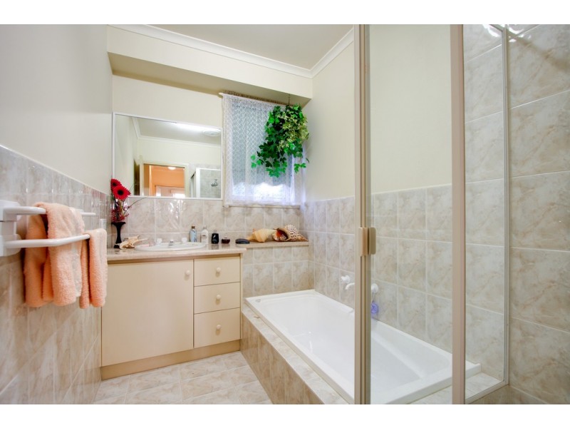 12 Park Road, Donvale VIC 3111