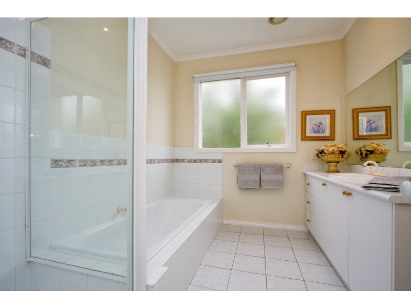 23 Kenman Close, Templestowe VIC 3106