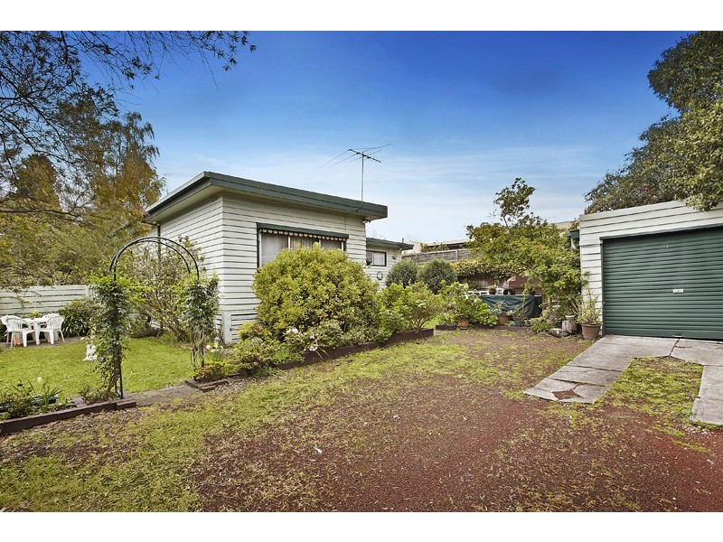 34 Greendale Road, Doncaster East VIC 3109