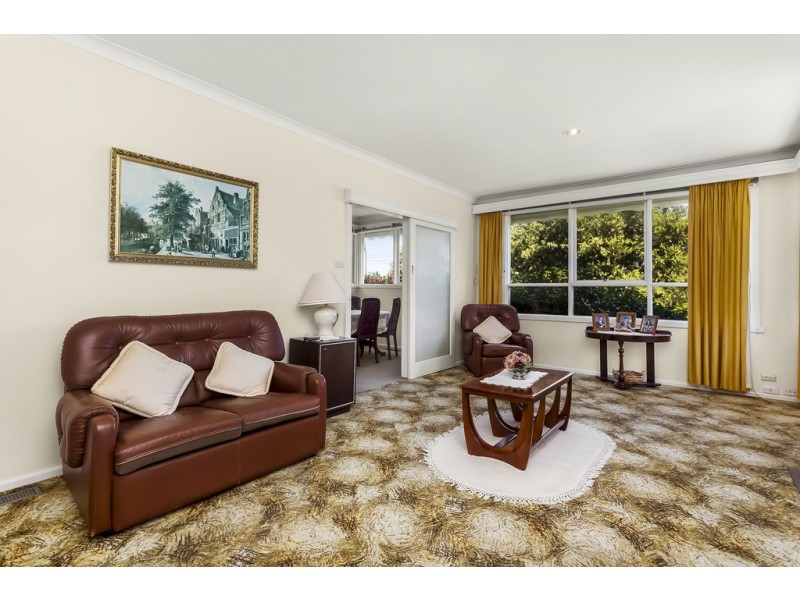 76 Tram Rd, Doncaster VIC 3108
