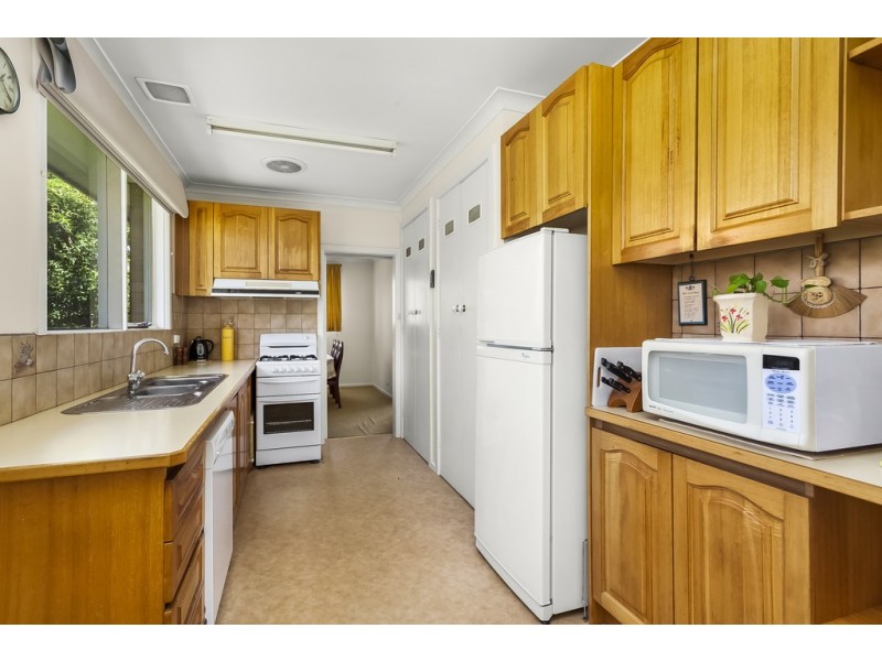 76 Tram Rd, Doncaster VIC 3108