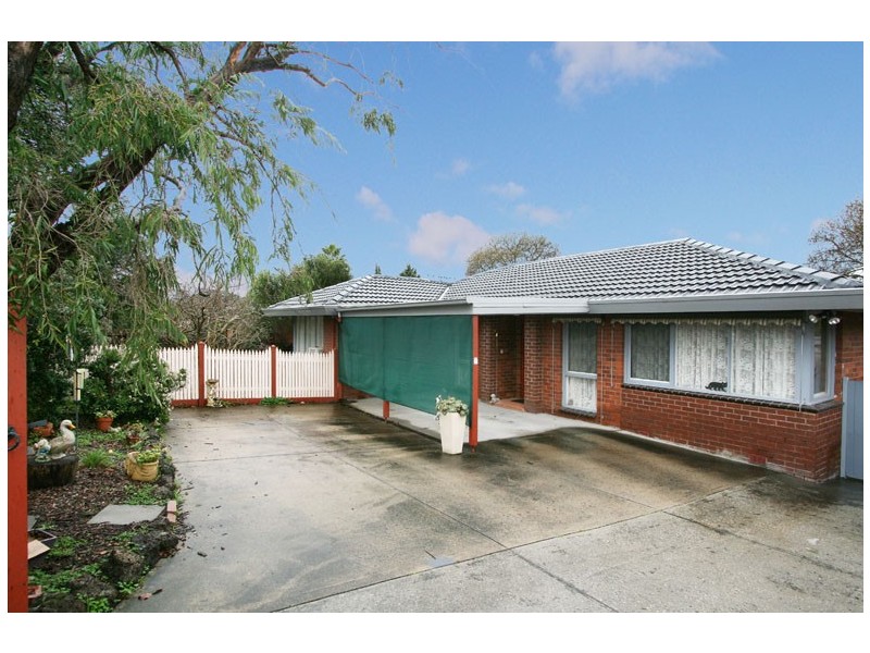 18 Belinda Crescent, Doncaster East VIC 3109