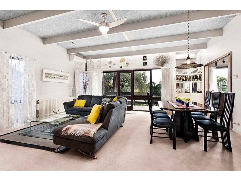 2 Argus Crescent, Doncaster East VIC 3109