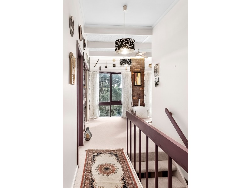 2 Argus Crescent, Doncaster East VIC 3109