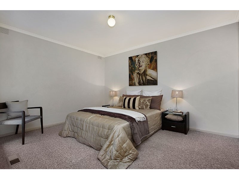 16 Astelot Drive, Donvale VIC 3111