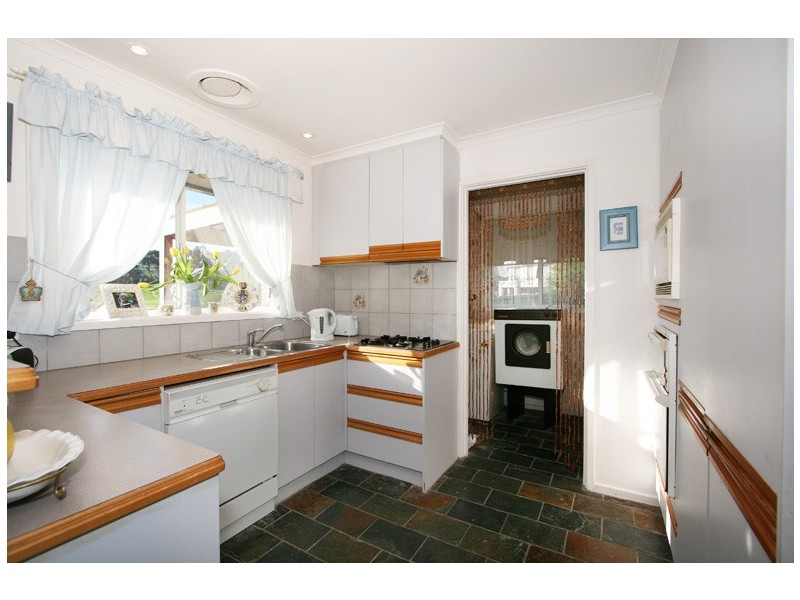 8/27 Dryden Street, Doncaster East VIC 3109