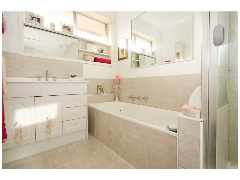 8/27 Dryden Street, Doncaster East VIC 3109