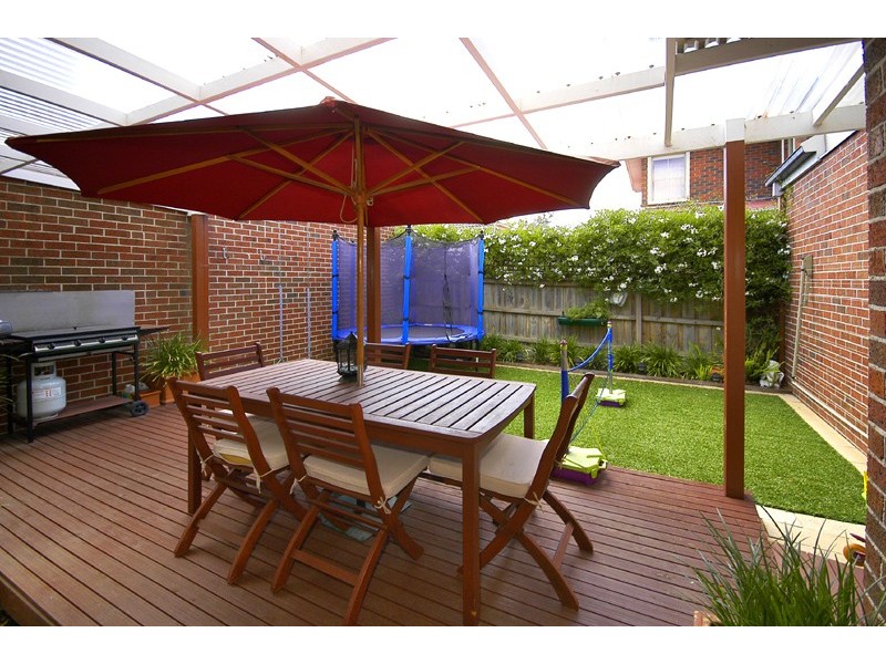 1/25 Beverley Street, Doncaster East VIC 3109