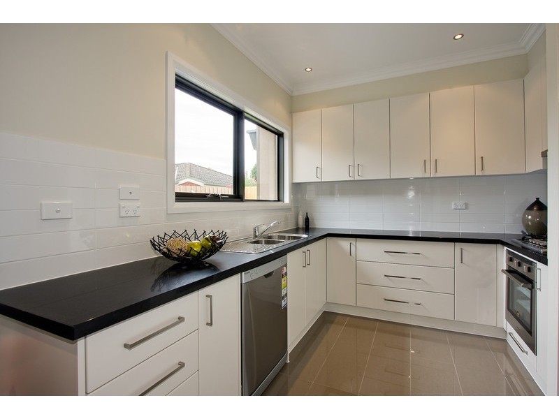 1/37 Lemon Grove, Nunawading VIC 3131