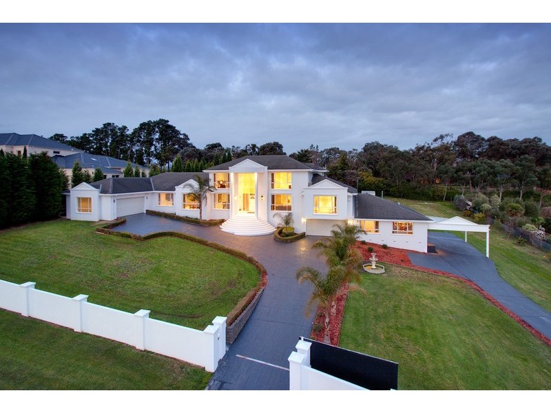 14 Warner Court, Donvale VIC 3111