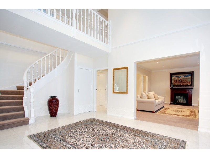 14 Warner Court, Donvale VIC 3111