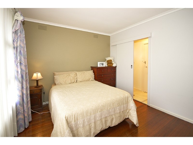 24 Belvoir Street, Doncaster East VIC 3109