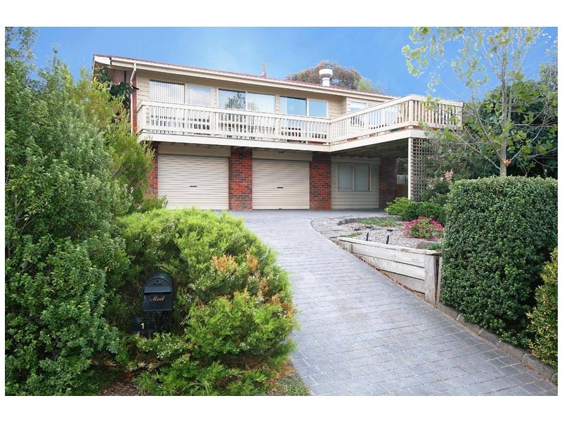 1 Laurie Road, Doncaster East VIC 3109