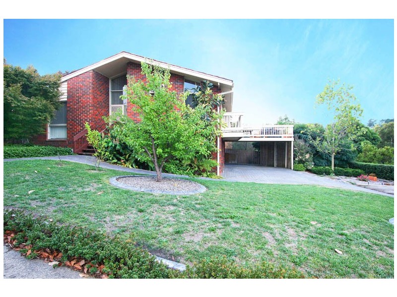 1 Laurie Road, Doncaster East VIC 3109