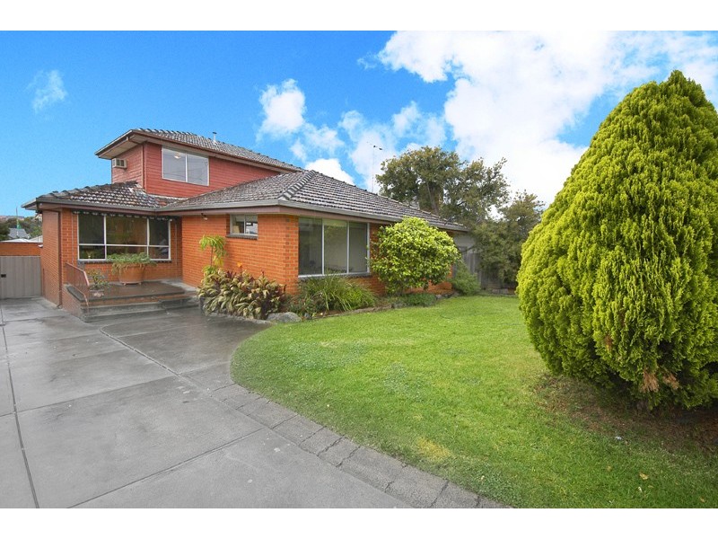 33 Nirvana Crescent, Bulleen VIC 3105