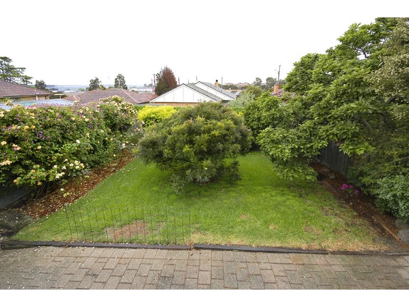 33 Nirvana Crescent, Bulleen VIC 3105