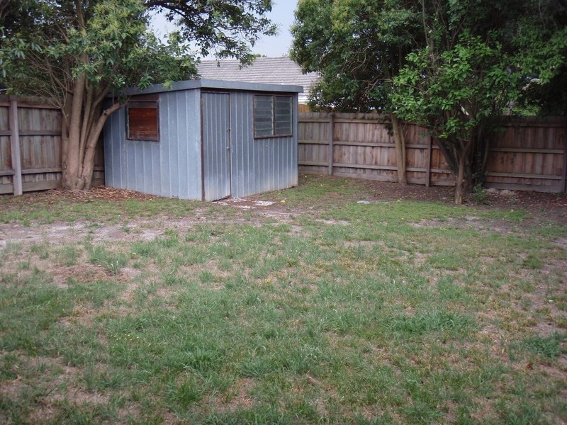 9 Montgomery Street, Doncaster East VIC 3109