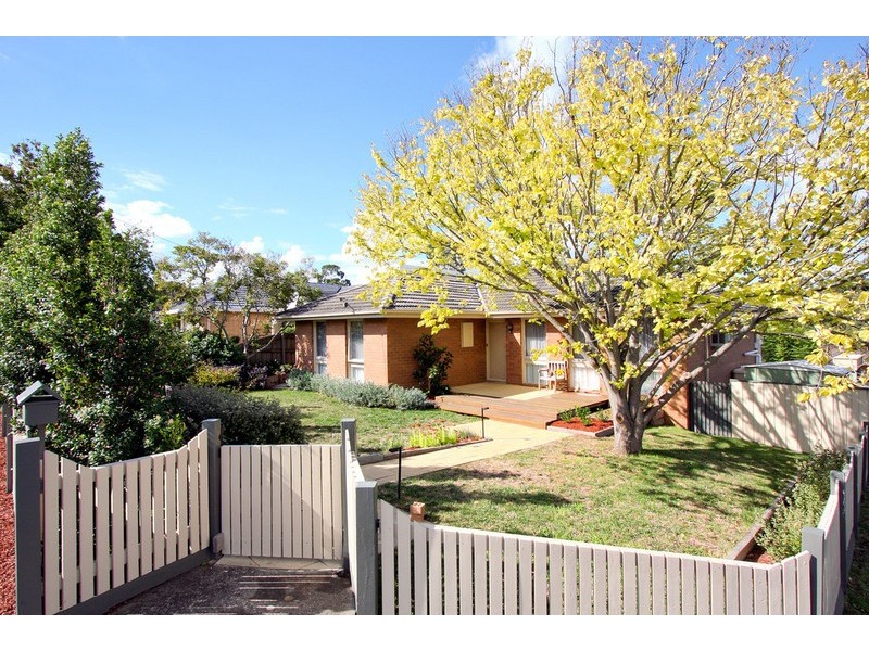 6 Peter Street, Doncaster East VIC 3109