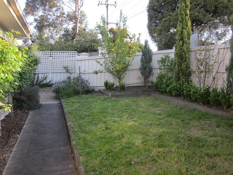 1/25 Wooddale Grove, Donvale VIC 3111