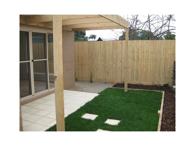 2/9  Stephens Avenue, Springvale VIC 3171