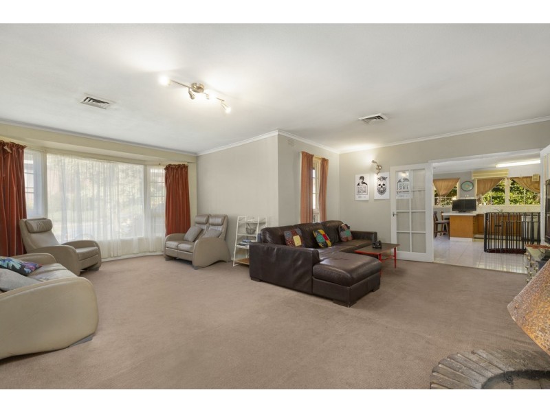 48 Winston Drive, Doncaster VIC 3108