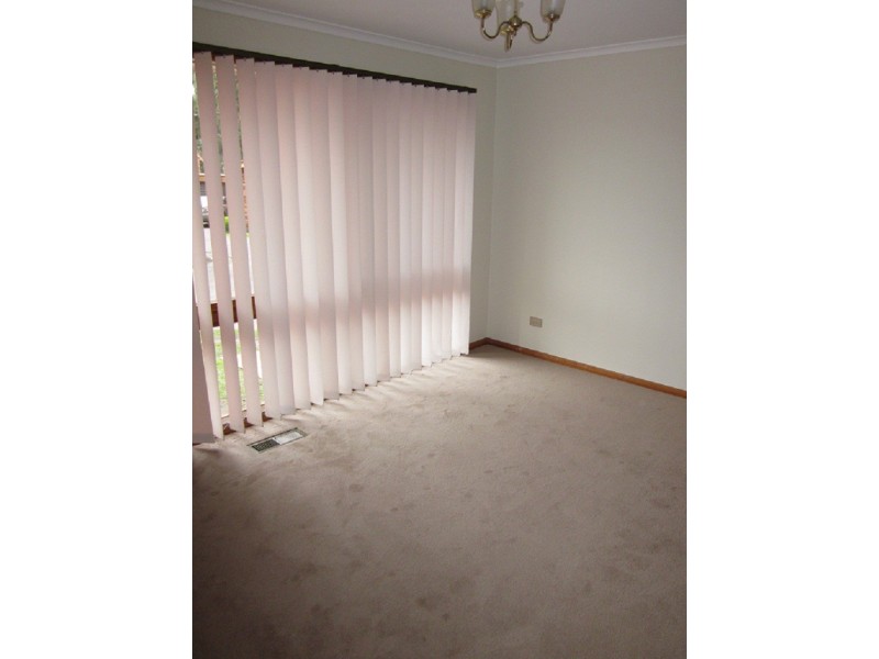 9/32 Ballamore Crescent, Doncaster VIC 3108