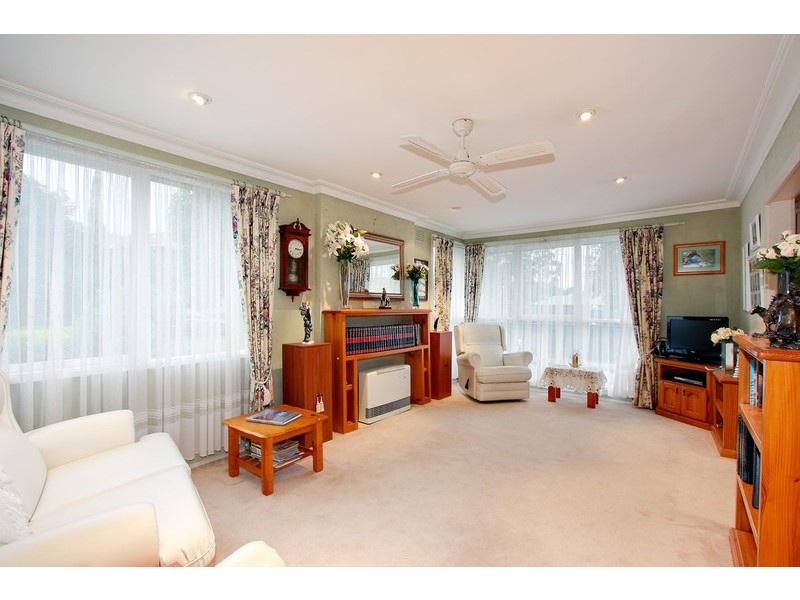 49 Norfolk Circuit, Doncaster VIC 3108