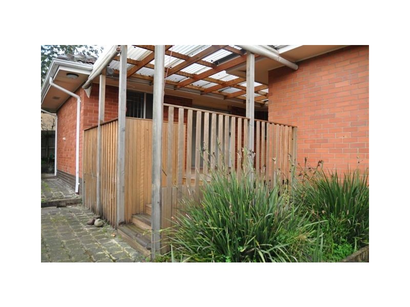 36 Larkspur Avenue, Doncaster VIC 3108