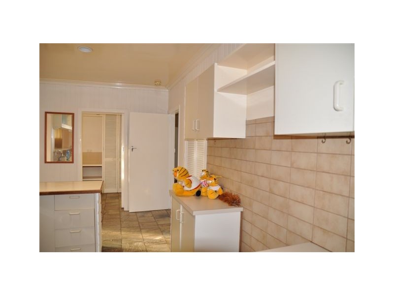 36 Larkspur Avenue, Doncaster VIC 3108