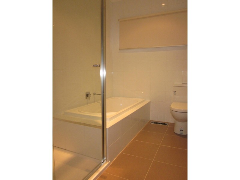 1/759 Doncaster Road, Doncaster VIC 3108