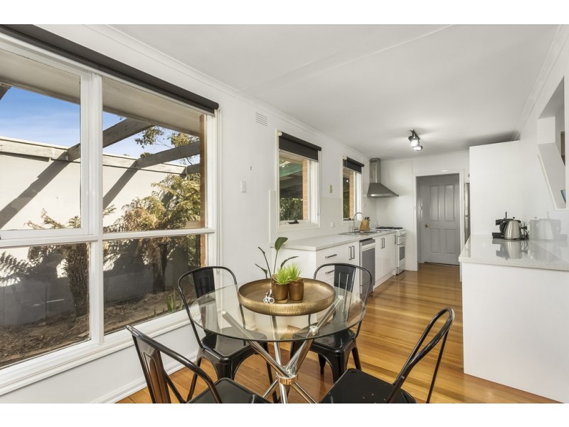 94 David Street North, Knoxfield VIC 3180