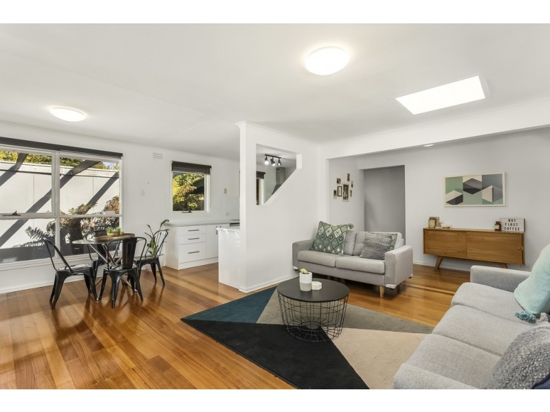 94 David Street North, Knoxfield VIC 3180