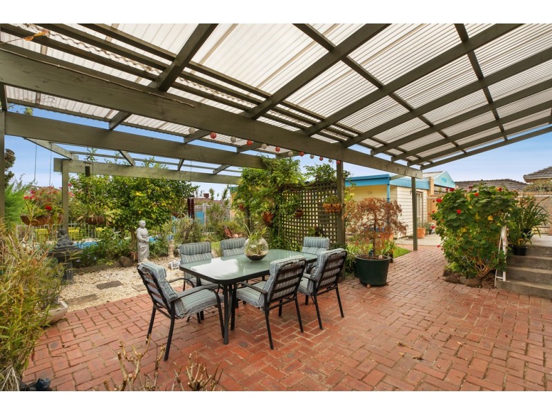 18 Maxia Road, Doncaster East VIC 3109